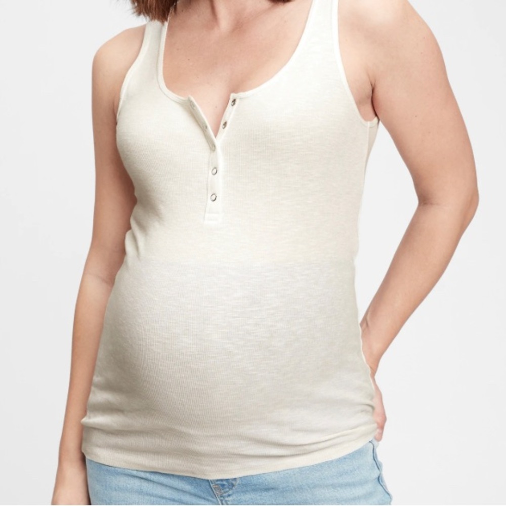 Adorable white Henley maternity tank by Gap